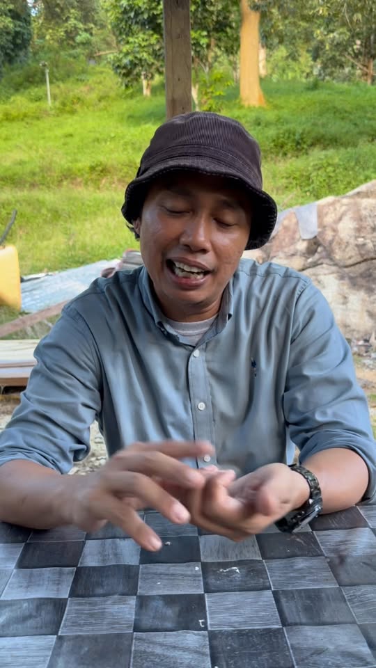 Kawalan Pengorik Buah Durian - Program Foging